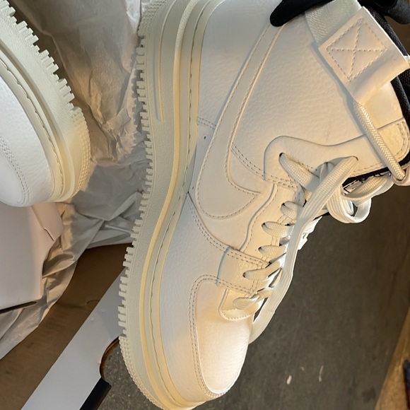 Nike W AF1 HI UT 2.0 - Picture 2 of 5